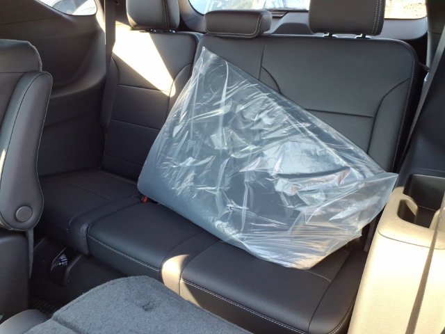 New 2027 Chevrolet Traverse LT w/ Sun and Wheel Package FWD image 10