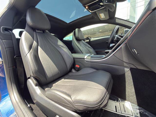 Used 2025 Mercedes-Benz CLE 300 4MATIC Coupe image 12