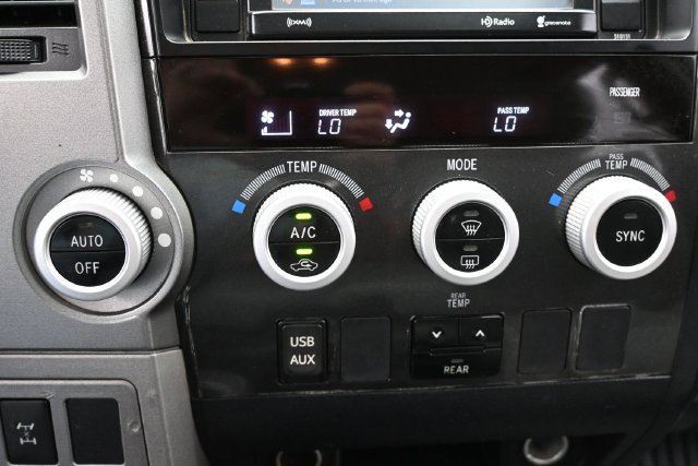 Used 2017 Toyota Sequoia SR5 AWD/4WD image 22