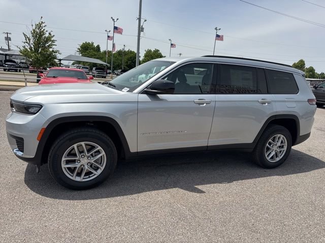 New 2025 Jeep Grand Cherokee L Laredo AWD/4WD image 3