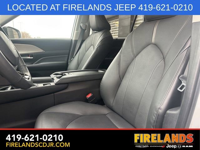 Used 2024 Toyota Grand Highlander Platinum image 20