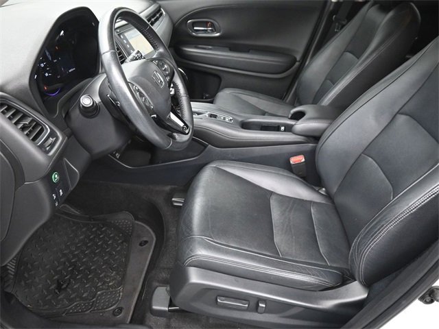 Used 2019 Honda HR-V Touring image 17