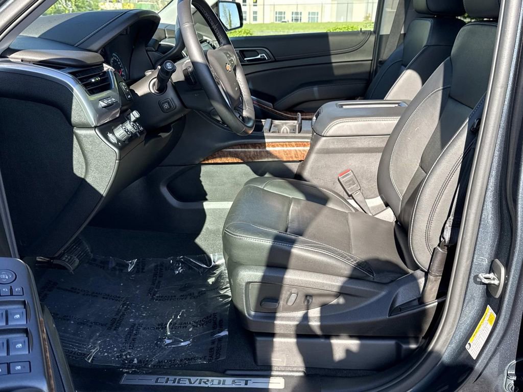 Used 2020 Chevrolet Tahoe Premier AWD/4WD image 24