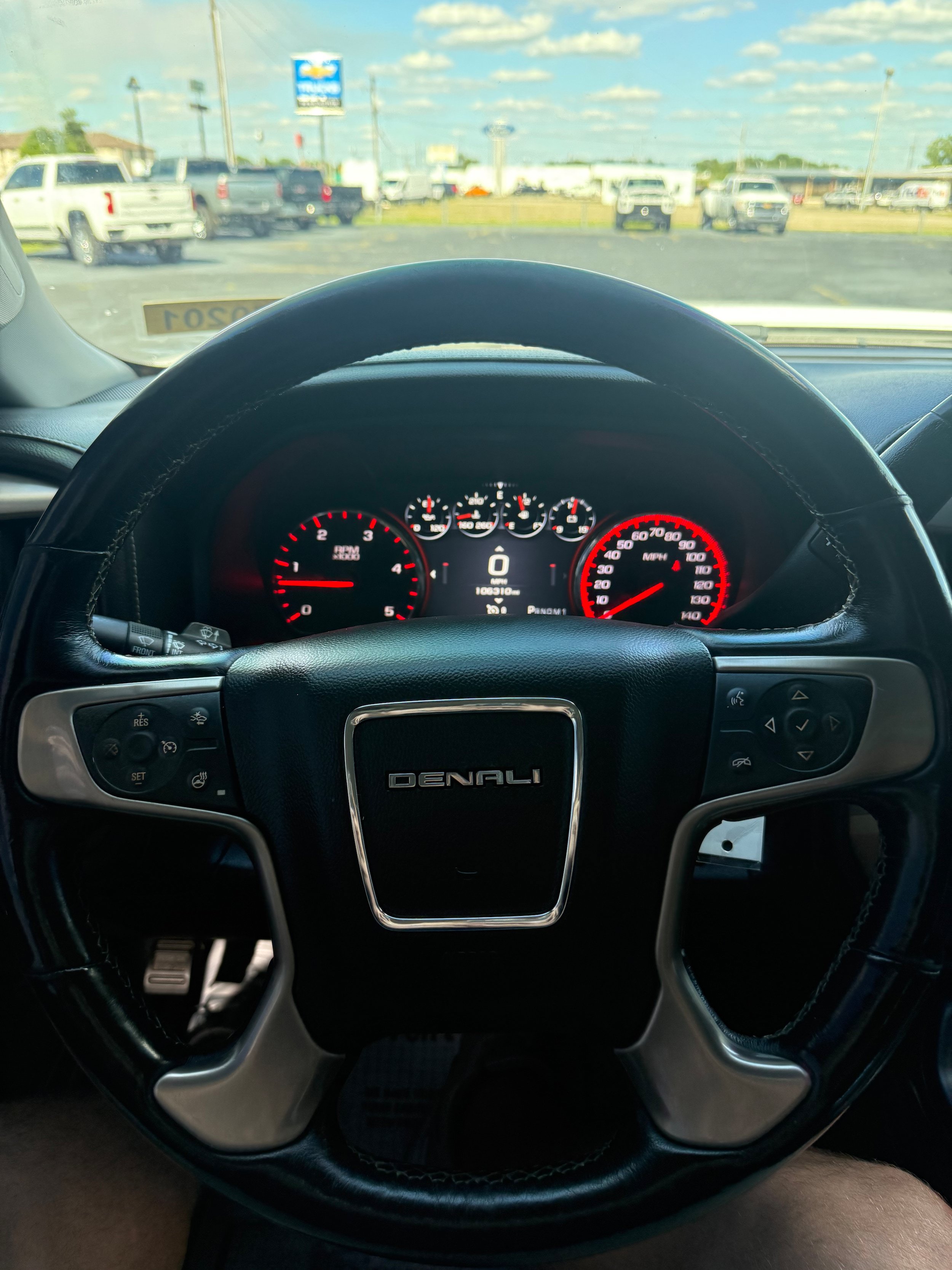 Used 2016 GMC Sierra 2500 Denali w/ Duramax Plus Package AWD/4WD image 19