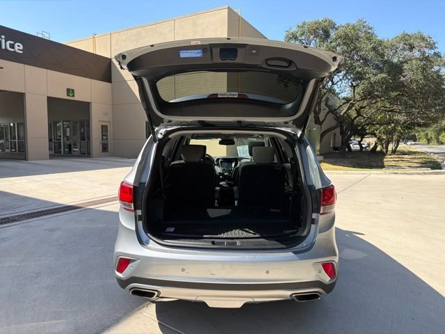 Used 2018 Hyundai Santa Fe Limited AWD/4WD image 4