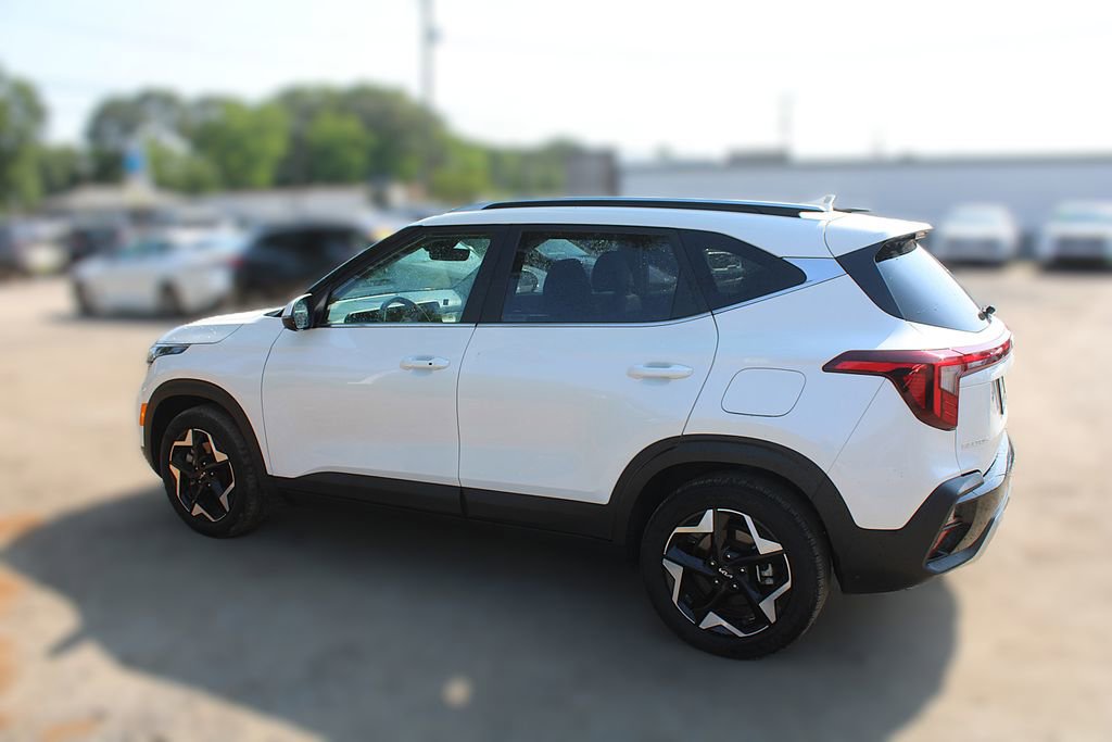 Certified 2024 Kia Seltos EX AWD/4WD image 12