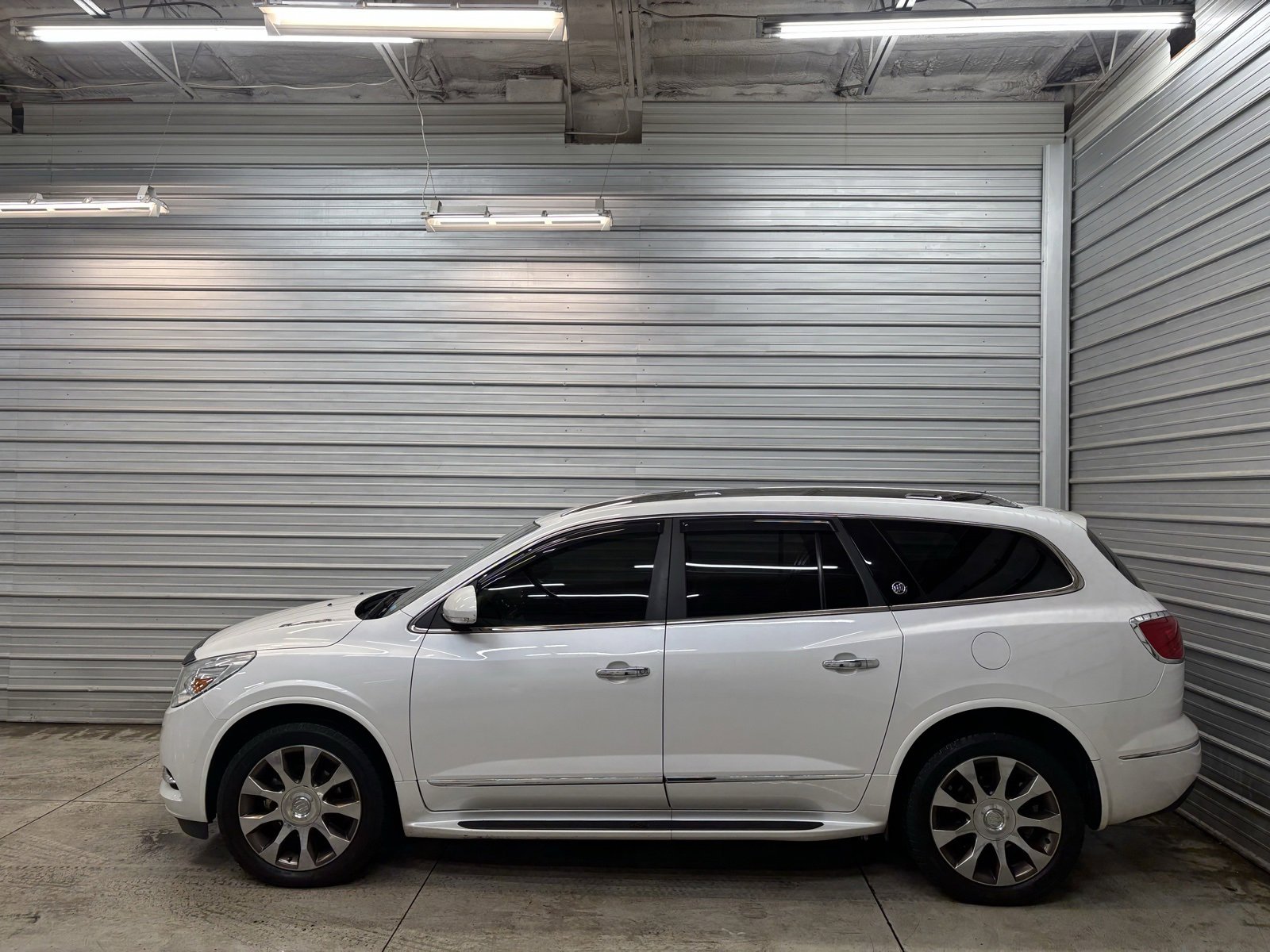 Used 2016 Buick Enclave Premium w/ Experience Buick Package image 10