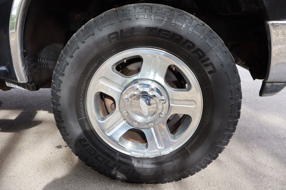 Used 2005 Ford F350 Lariat image 44