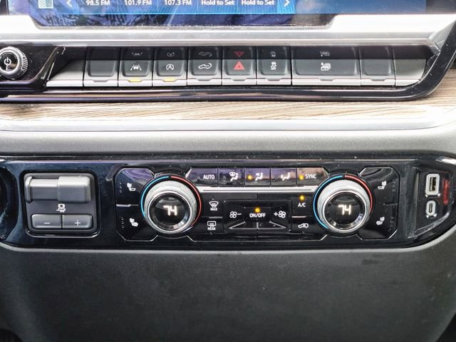 Used 2025 Chevrolet Silverado 1500 LT image 24