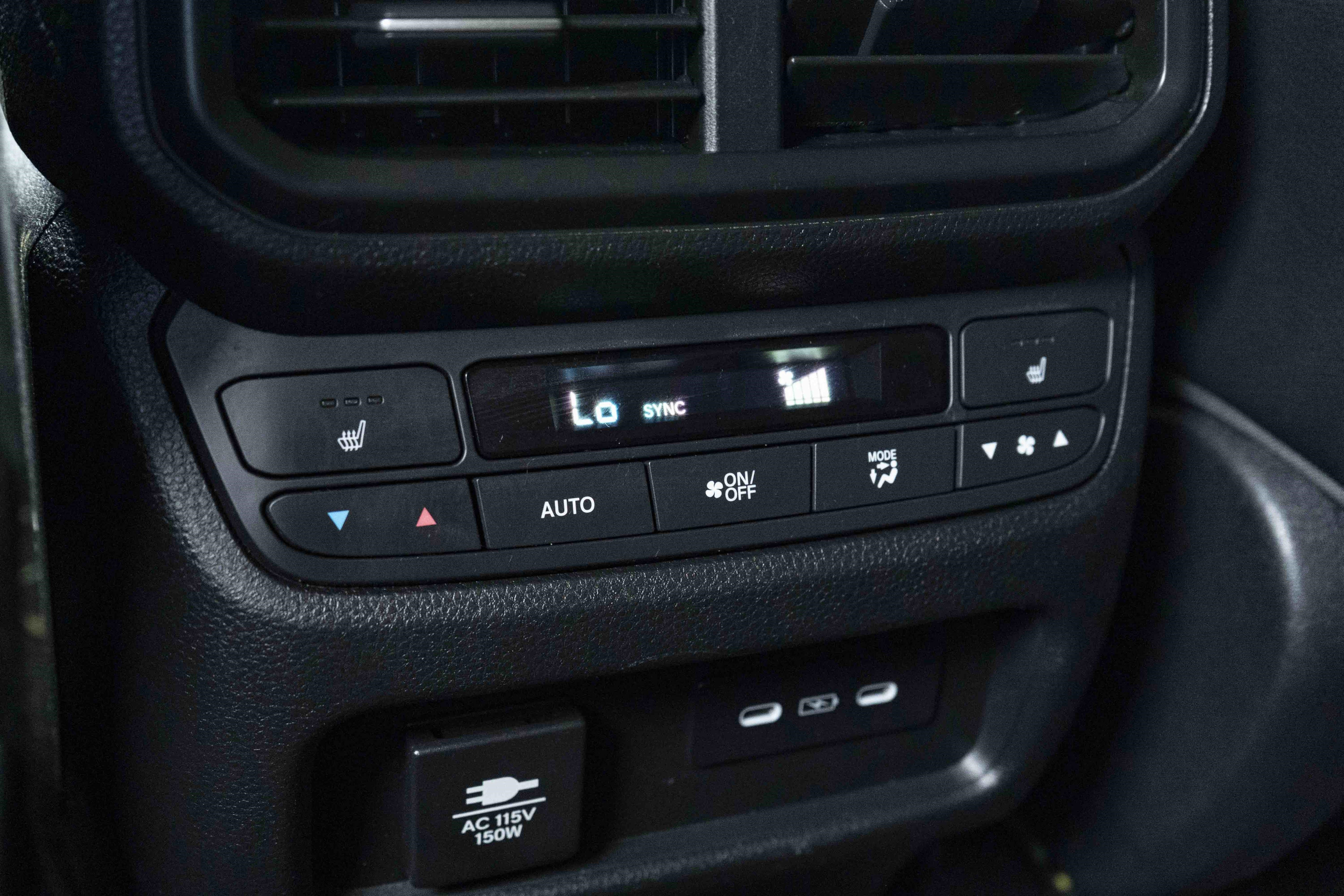 Used 2024 Honda Pilot Elite image 41