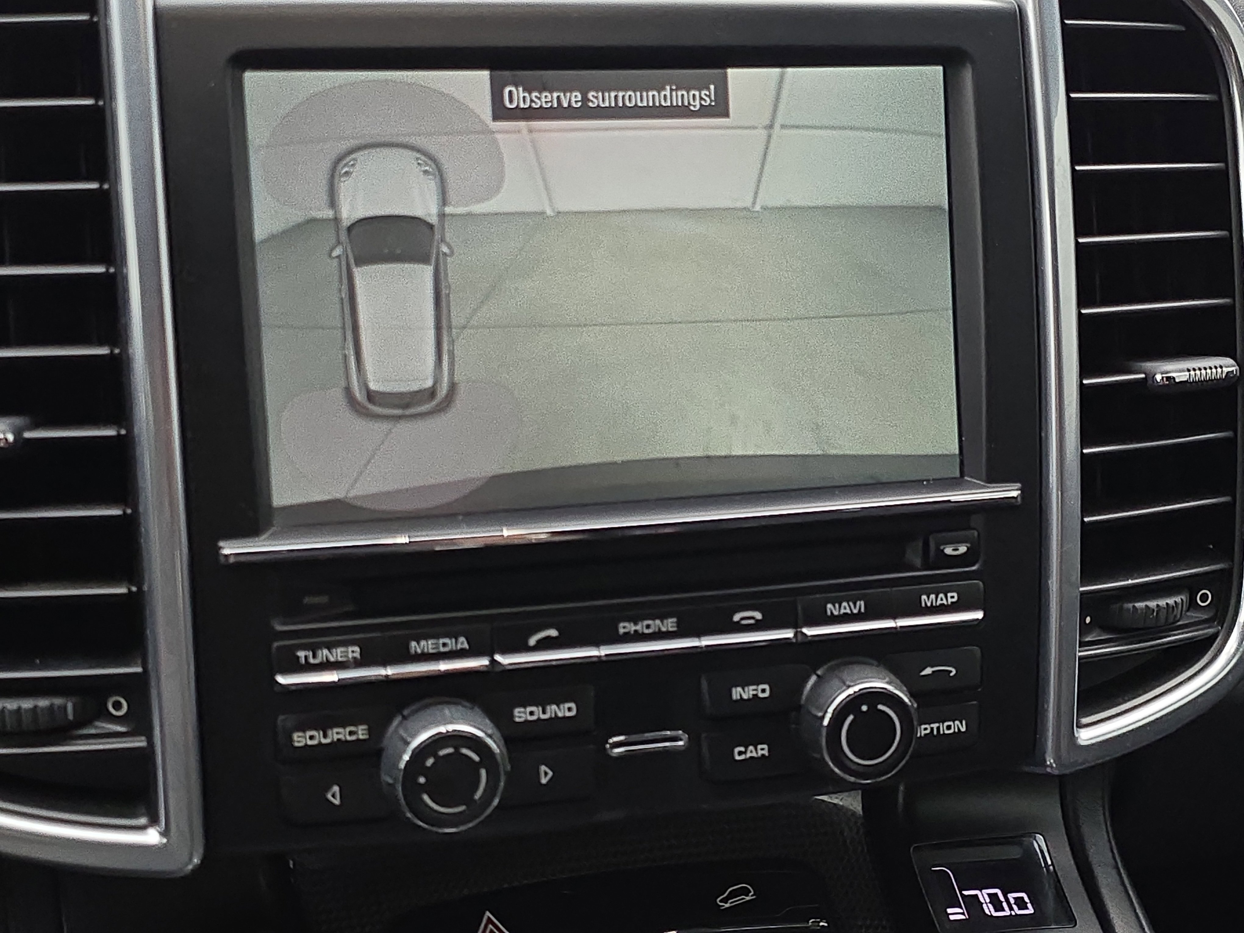 Used 2016 Porsche Cayenne GTS image 24