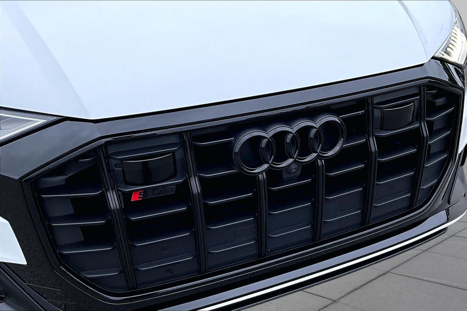 Used 2021 Audi SQ8 Prestige w/ Prestige Package AWD/4WD image 31