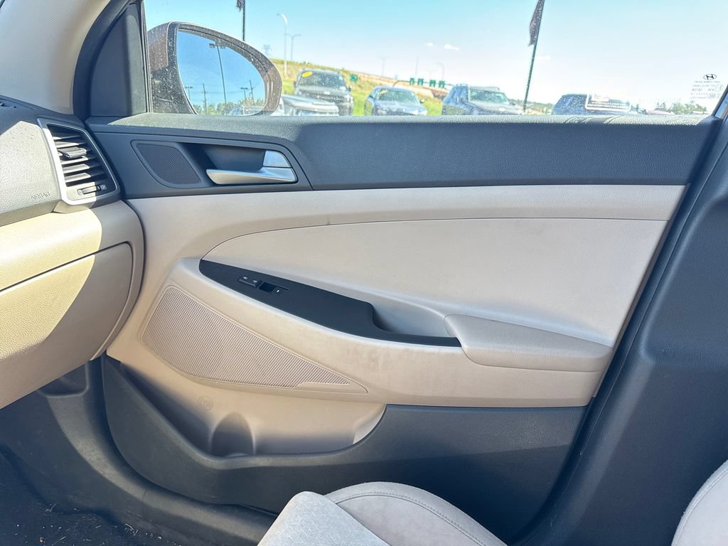 Used 2017 Hyundai Tucson SE w/ SE Popular Package 02 FWD image 23