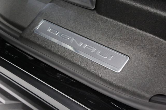 New 2026 GMC Yukon Denali w/ Advanced Technology Package AWD/4WD image 22