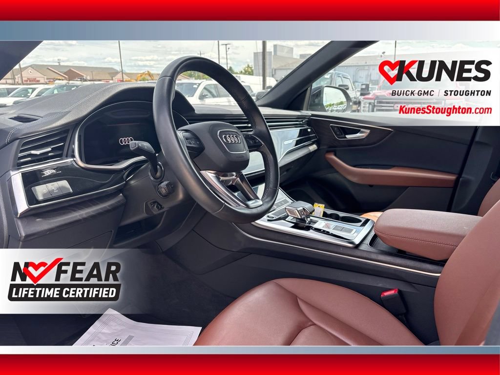 Used 2023 Audi Q8 Premium w/ Convenience Package AWD/4WD image 10