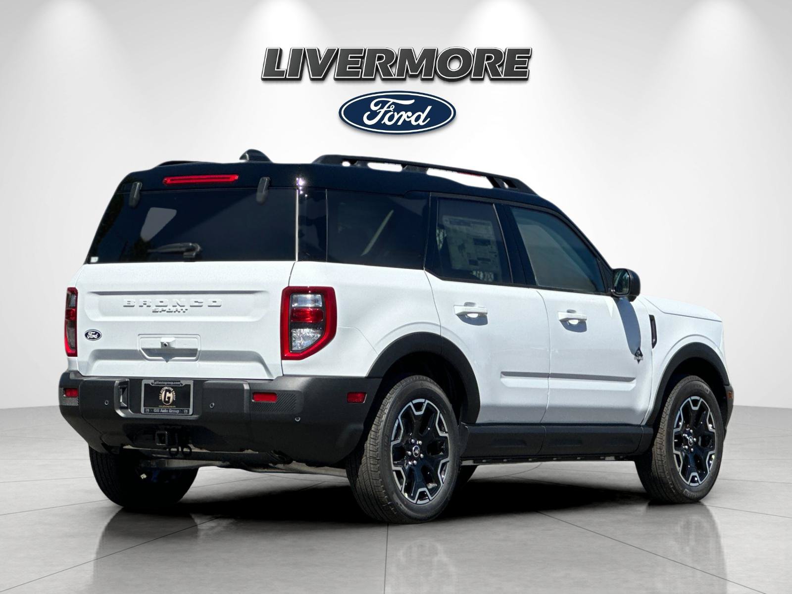 New 2026 Ford Bronco Sport Outer Banks w/ Outer Banks Tech Package+ AWD/4WD image 3