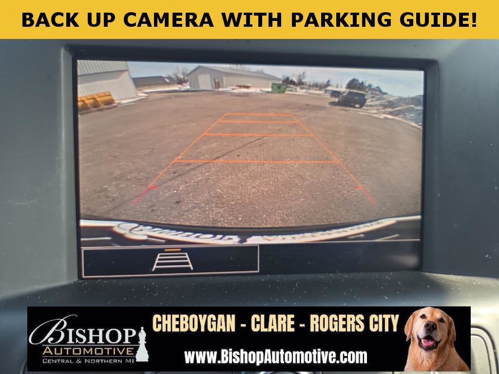 Used 2024 GMC Terrain SLE w/ Driver Convenience Package image 15