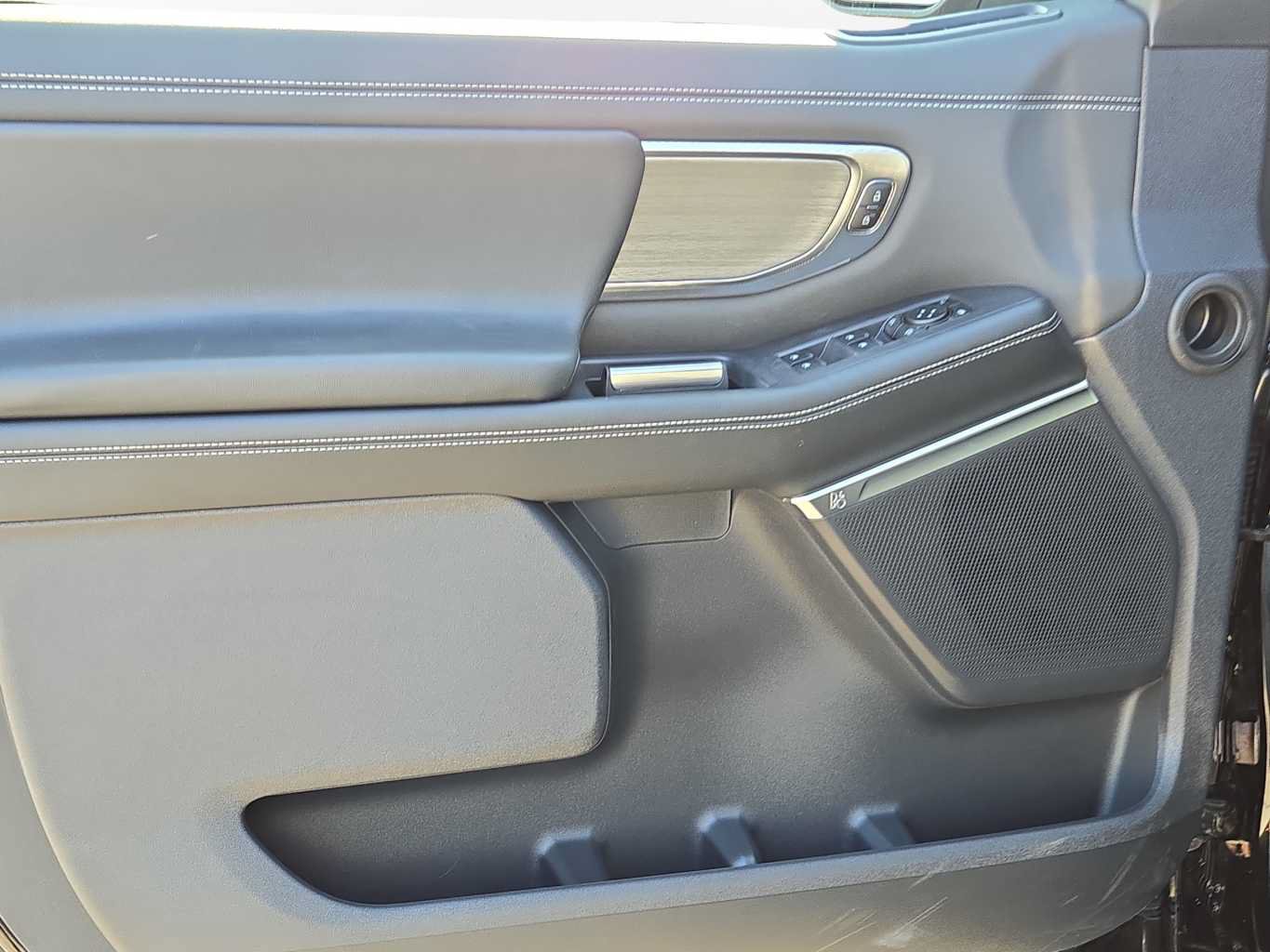 New 2027 Ford Expedition Platinum w/ Driver's Package RWD image 10