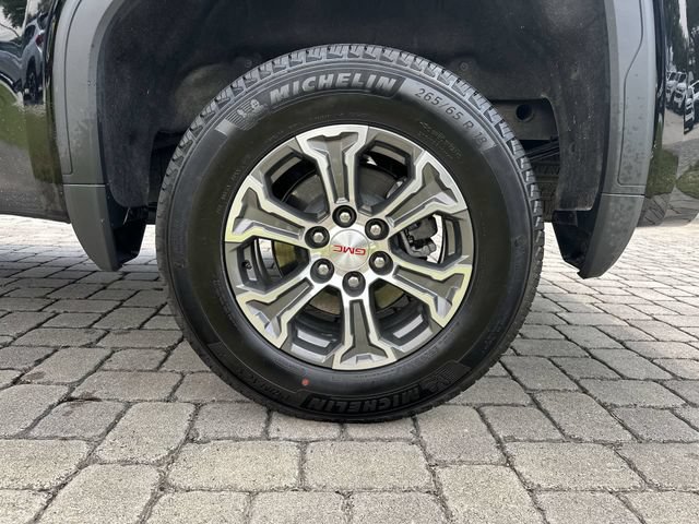 Used 2026 GMC Sierra 1500 SLT RWD image 11