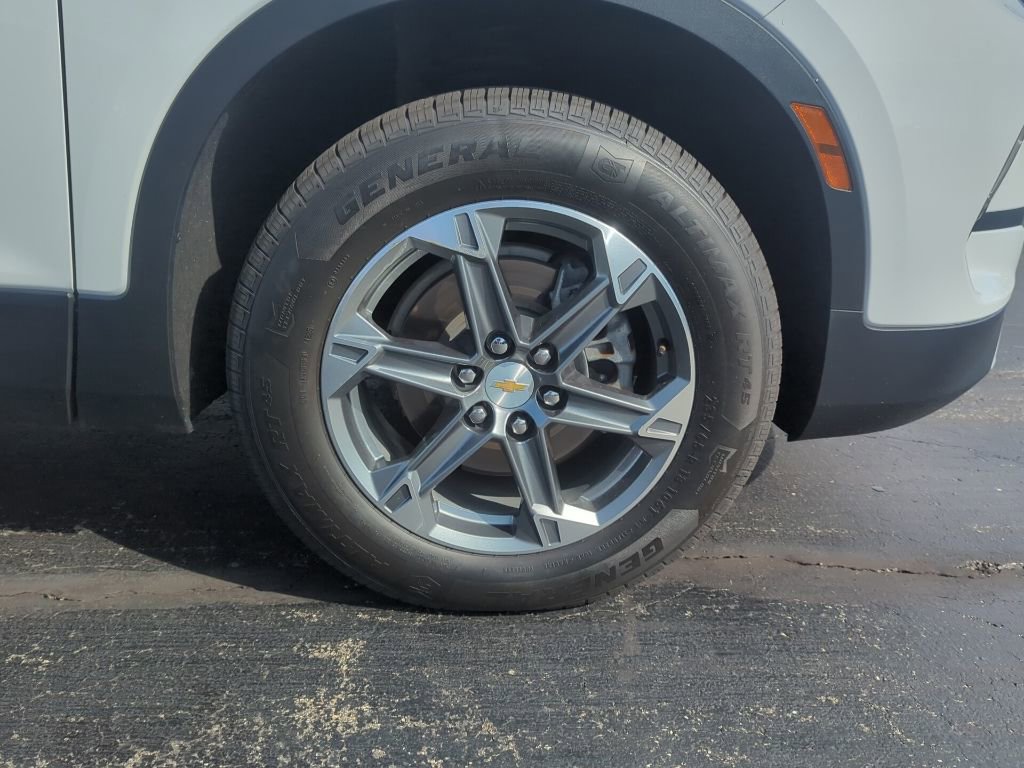 Certified 2023 Chevrolet Blazer LT FWD image 12