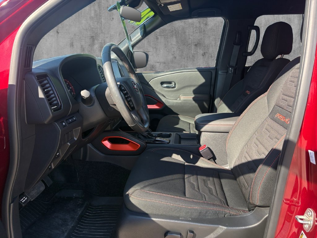 Used 2024 Nissan Frontier PRO-4X w/ Technology Package AWD/4WD image 11