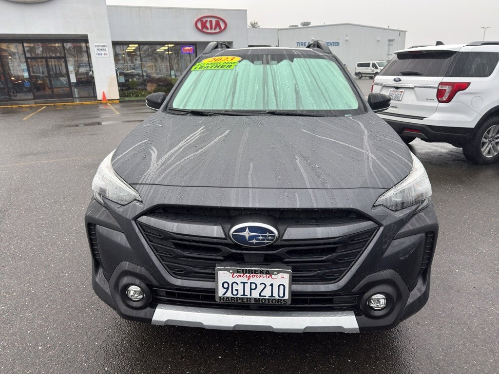 Used 2023 Subaru Outback Limited XT AWD/4WD image 2
