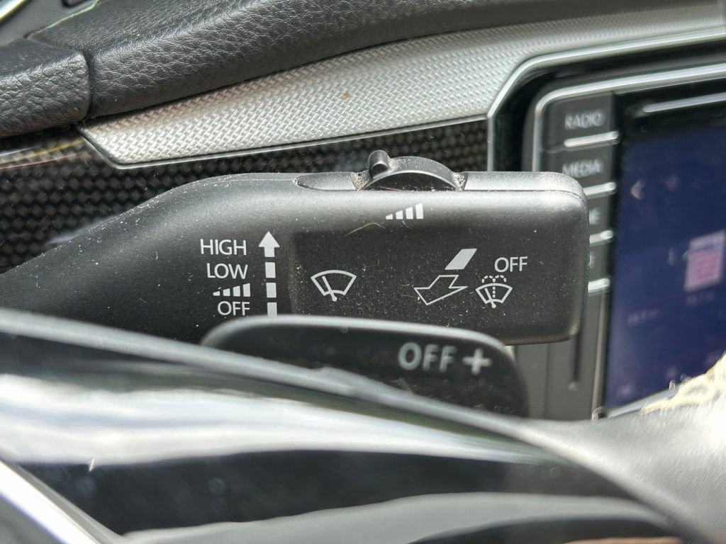 Used 2018 Volkswagen Passat 3.6 FWD image 30