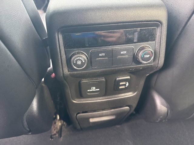 Used 2018 GMC Acadia SLT image 16