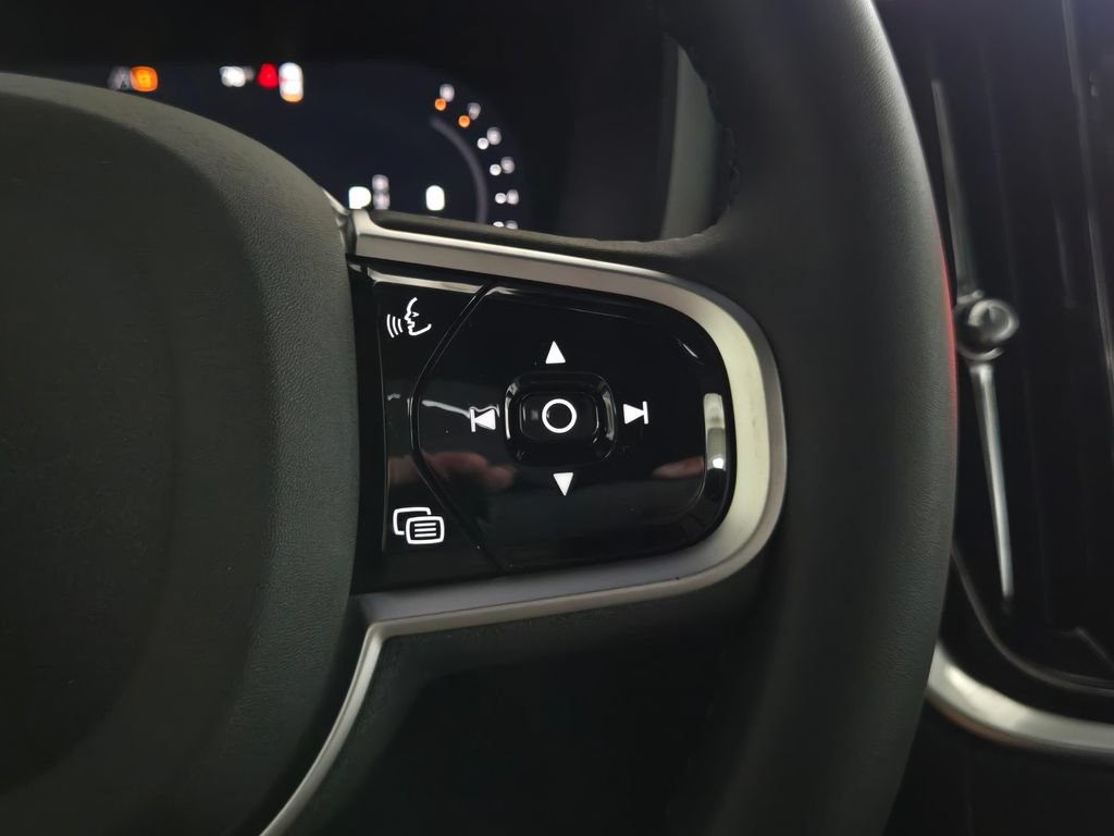 New 2026 Volvo V60 B5 Cross Country Ultra w/ Climate Package AWD/4WD image 26