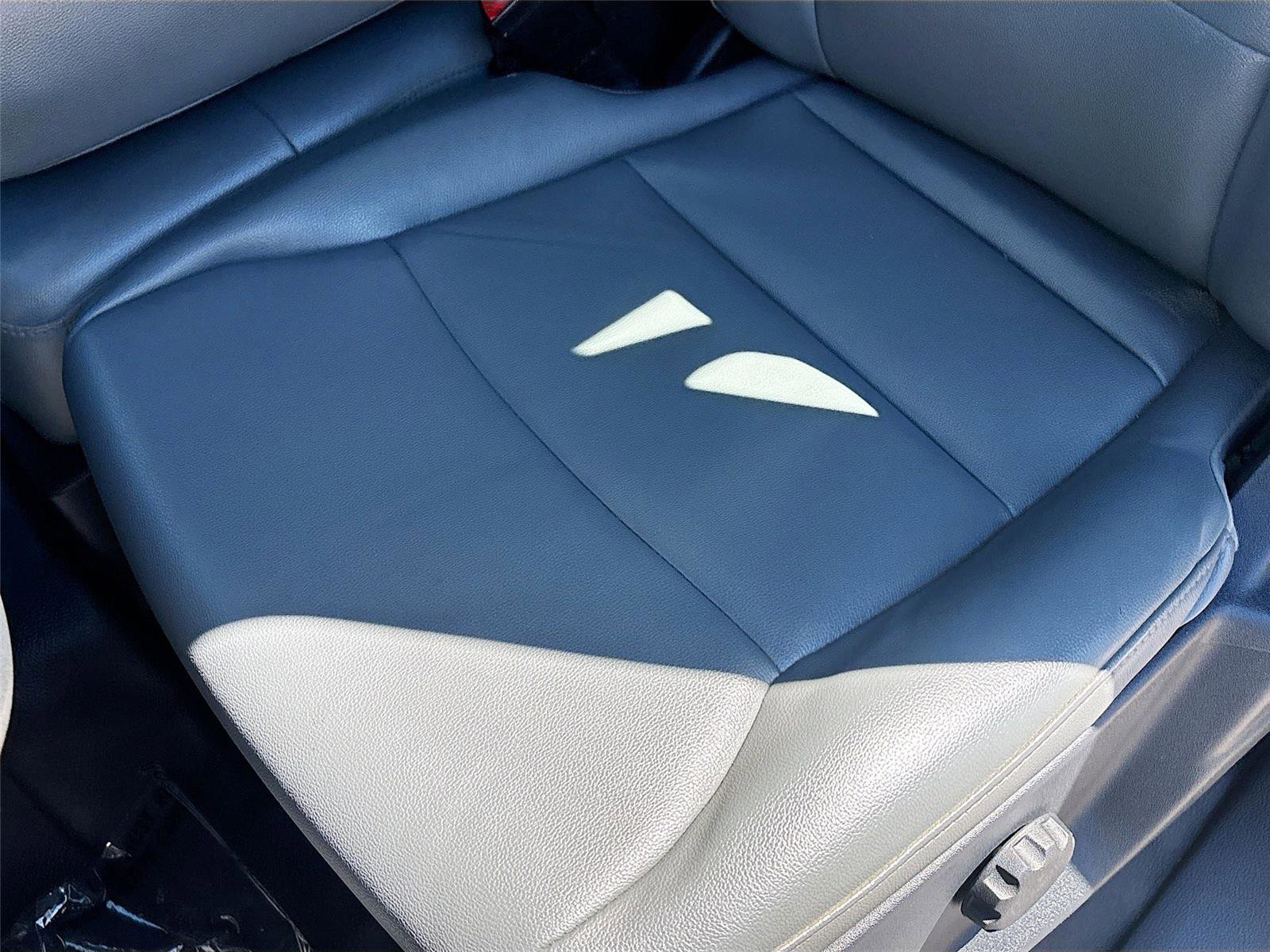 Used 2023 Ford F250 XL w/ FX4 Off-Road Package image 18