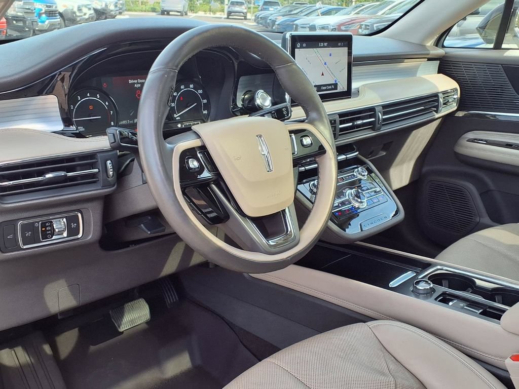 Used 2020 Lincoln Corsair AWD w/ Premium Package image 23