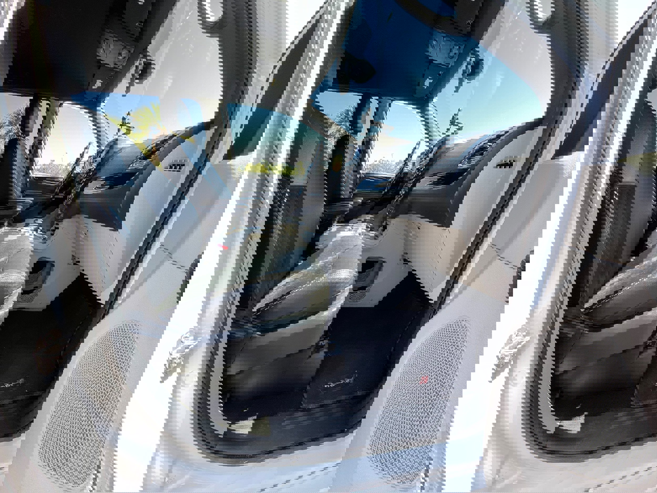 Used 2018 Dodge Grand Caravan SXT image 28