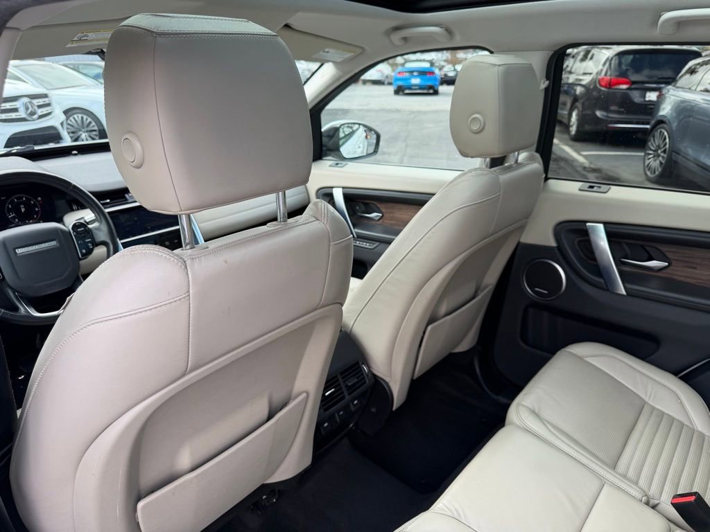 Used 2020 Land Rover Discovery Sport SE image 22