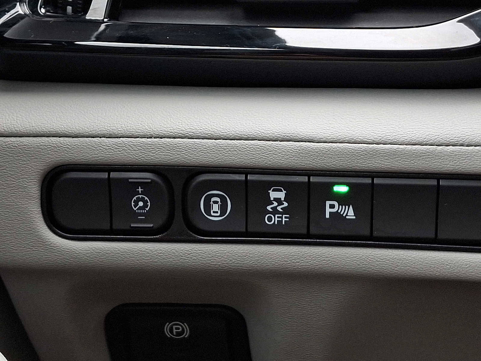 Used 2023 Acura MDX SH-AWD w/ Technology Package image 25