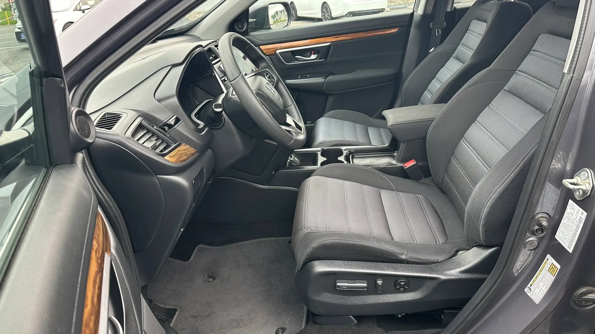 Used 2018 Honda CR-V EX image 26