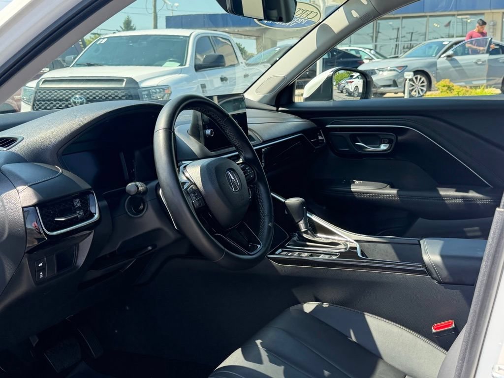 Certified 2025 Acura ADX FWD image 8