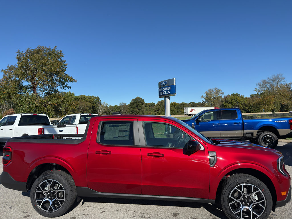 New 2025 Ford Maverick Lariat w/ 4K Tow Package image 4