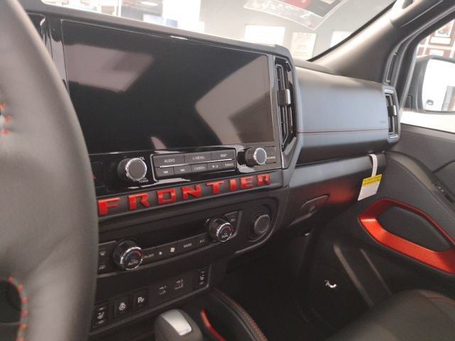 New 2026 Nissan Frontier PRO-4X w/ Pro Premium Package AWD/4WD image 19