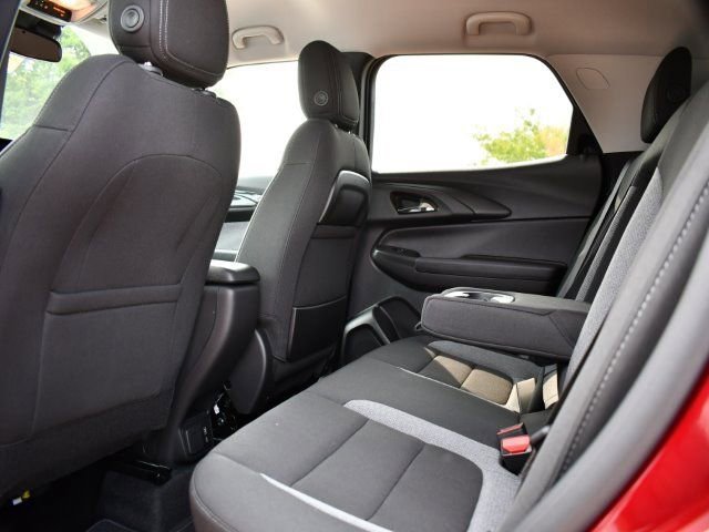 New 2025 Chevrolet TrailBlazer LT w/ Convenience Package image 16