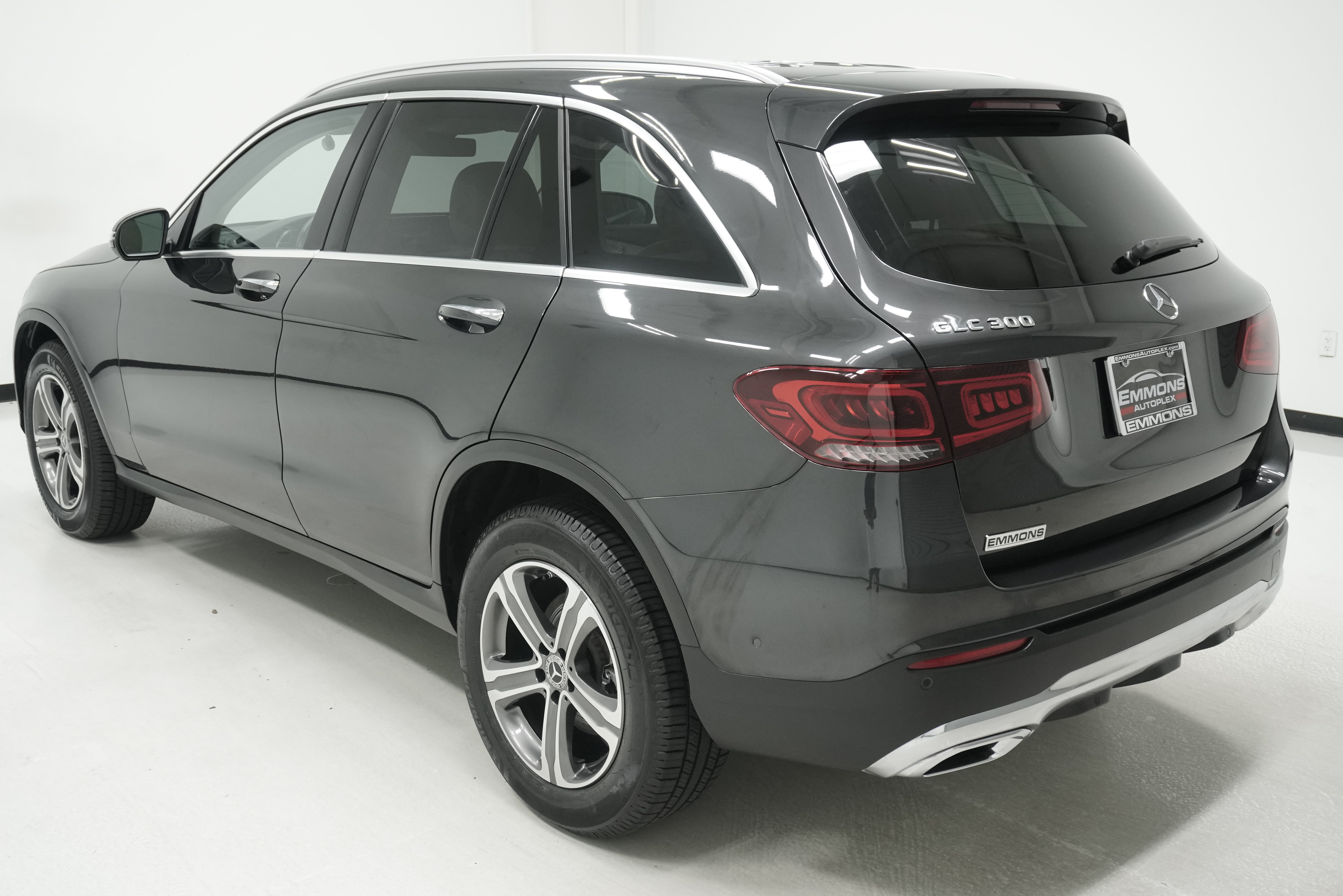 Used 2022 Mercedes-Benz GLC 300 image 6