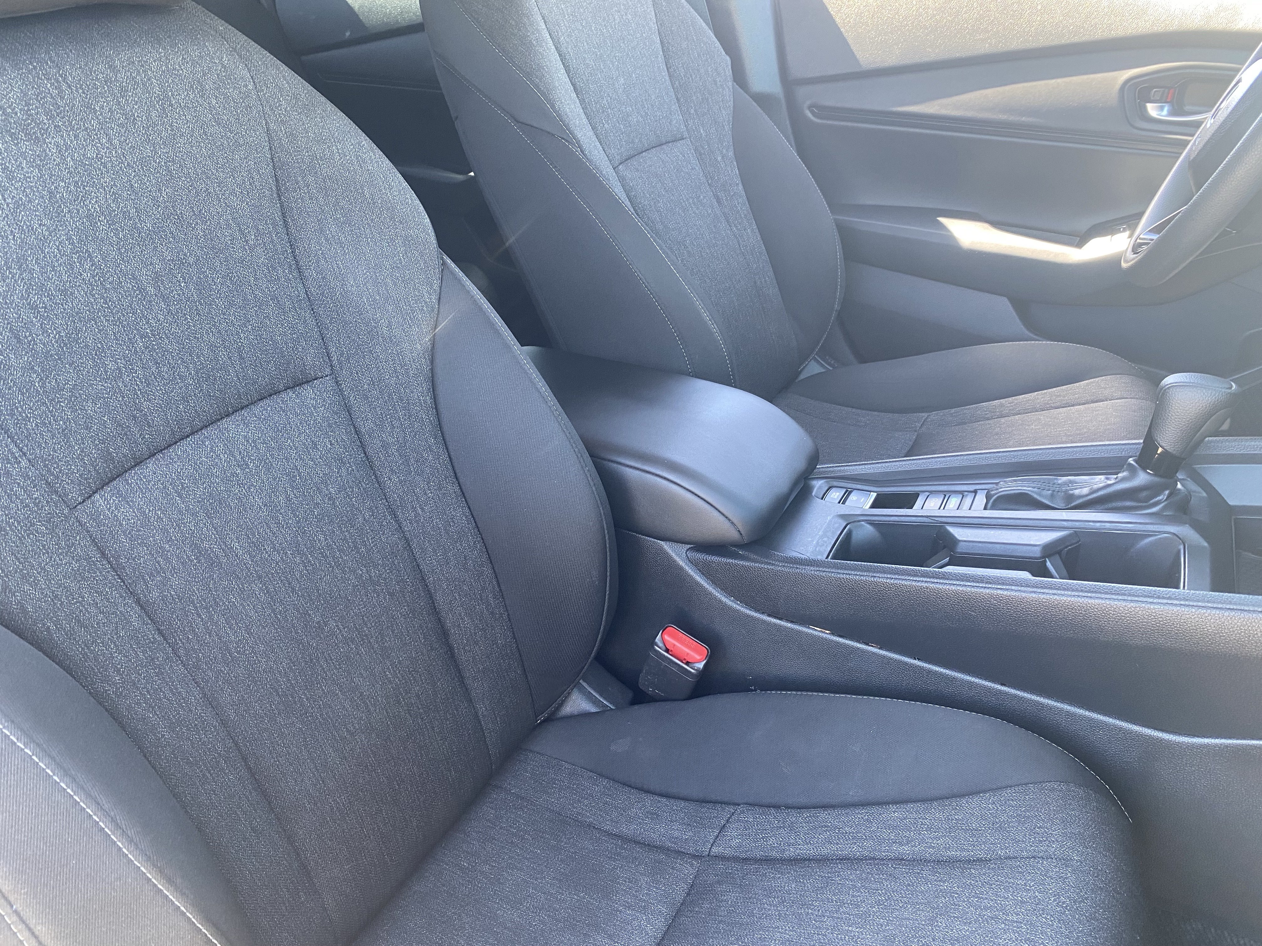 Used 2025 Honda Accord SE image 9