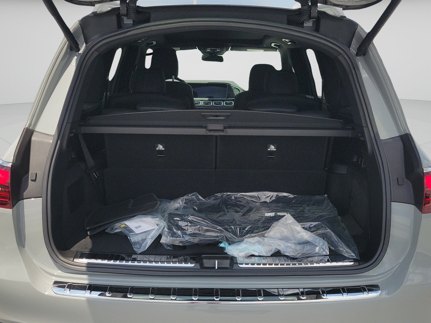 New 2026 Mercedes-Benz GLS 450 4MATIC image 5