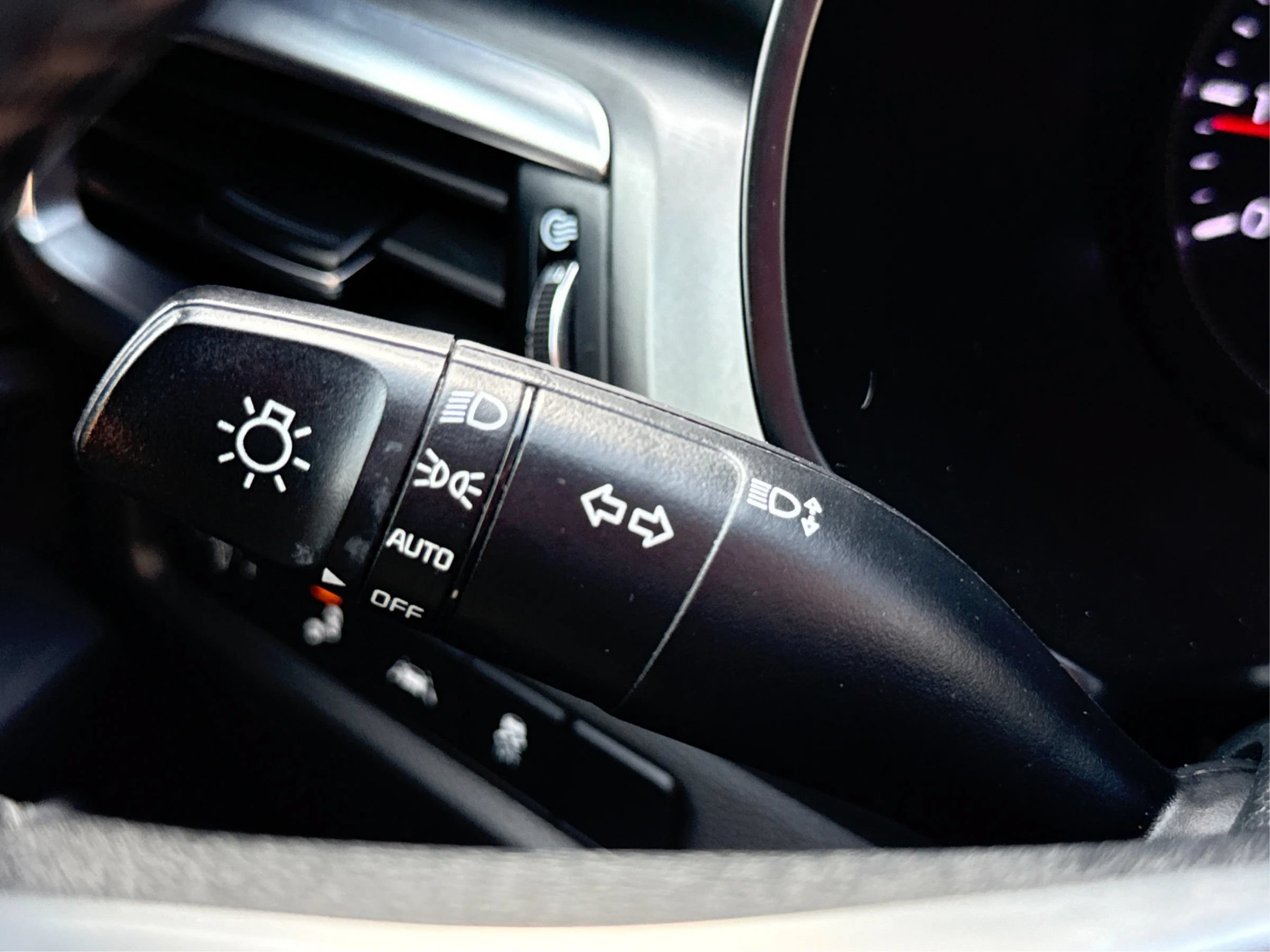 Used 2022 Kia Telluride S AWD/4WD image 17