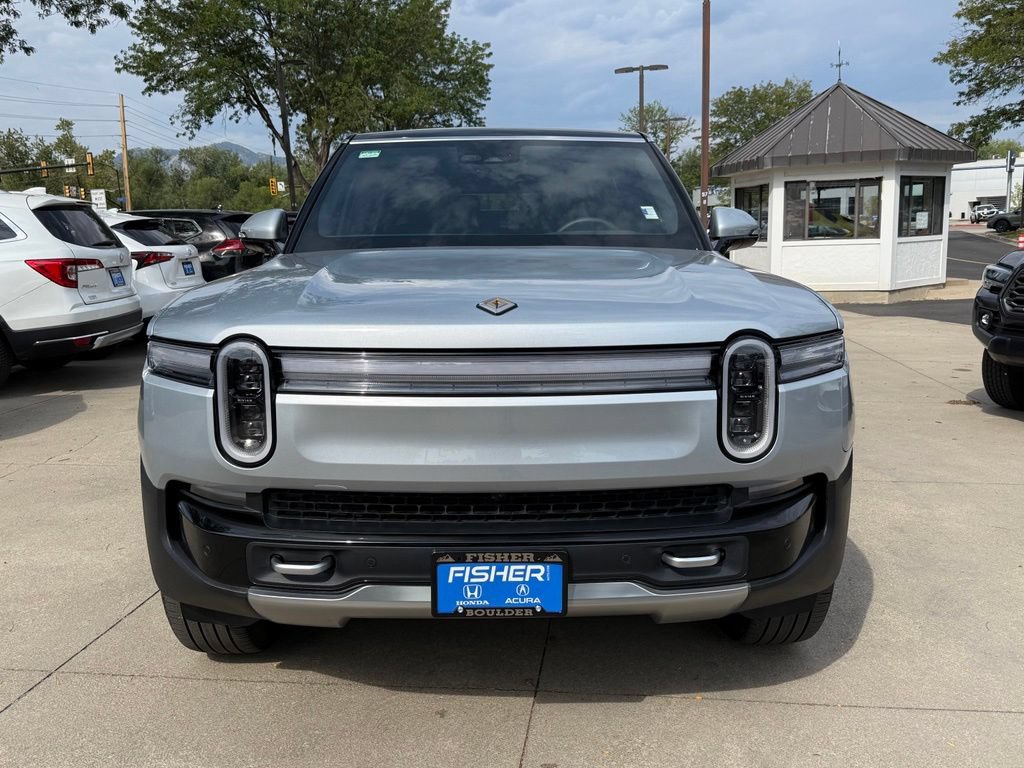 Used 2025 Rivian R1S Adventure AWD/4WD image 9