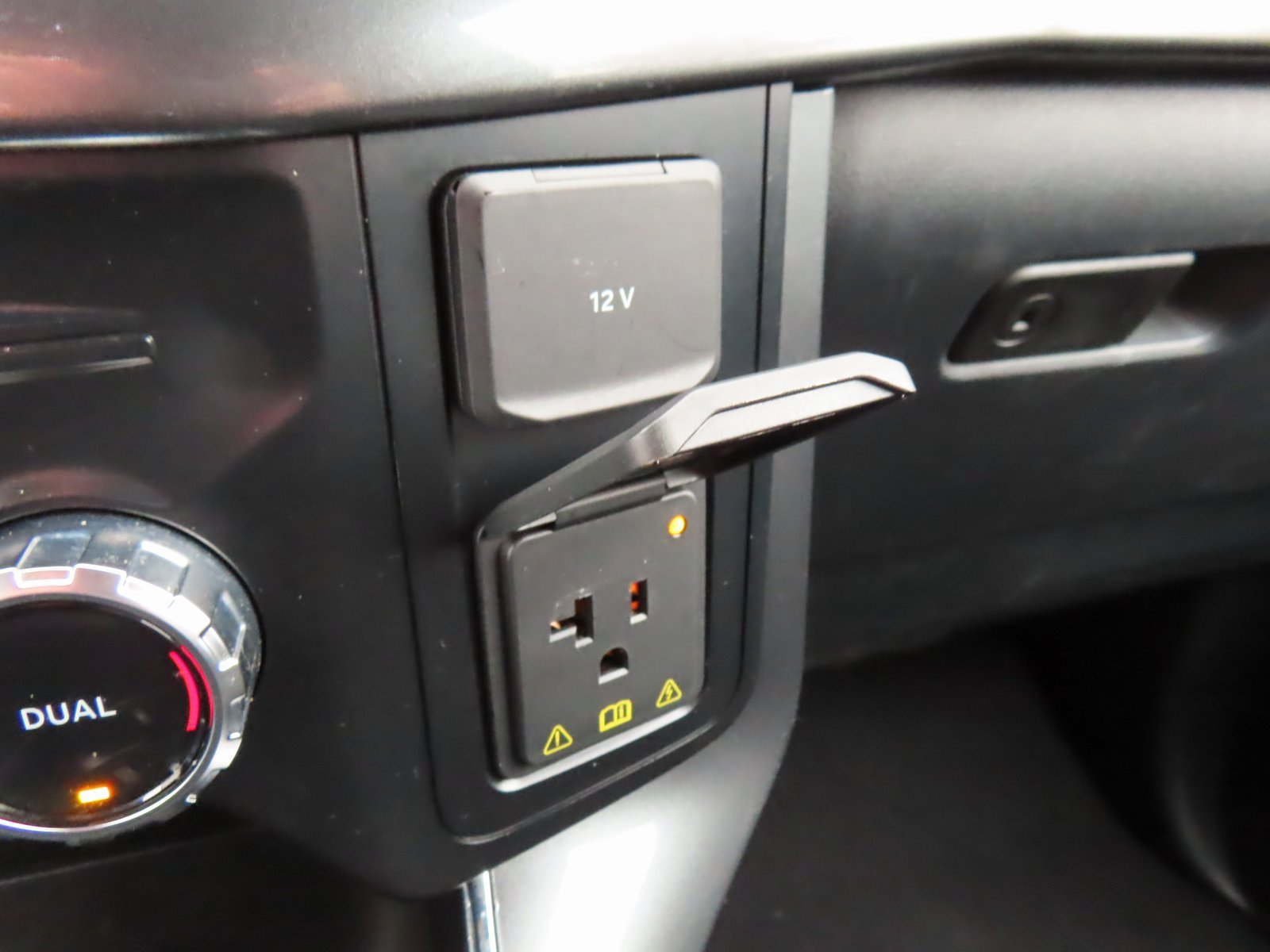 Used 2023 Ford F150 XLT w/ Equipment Group 302A High image 30