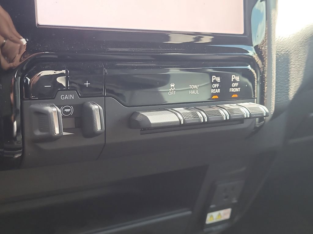 Used 2025 RAM 2500 Tradesman image 22