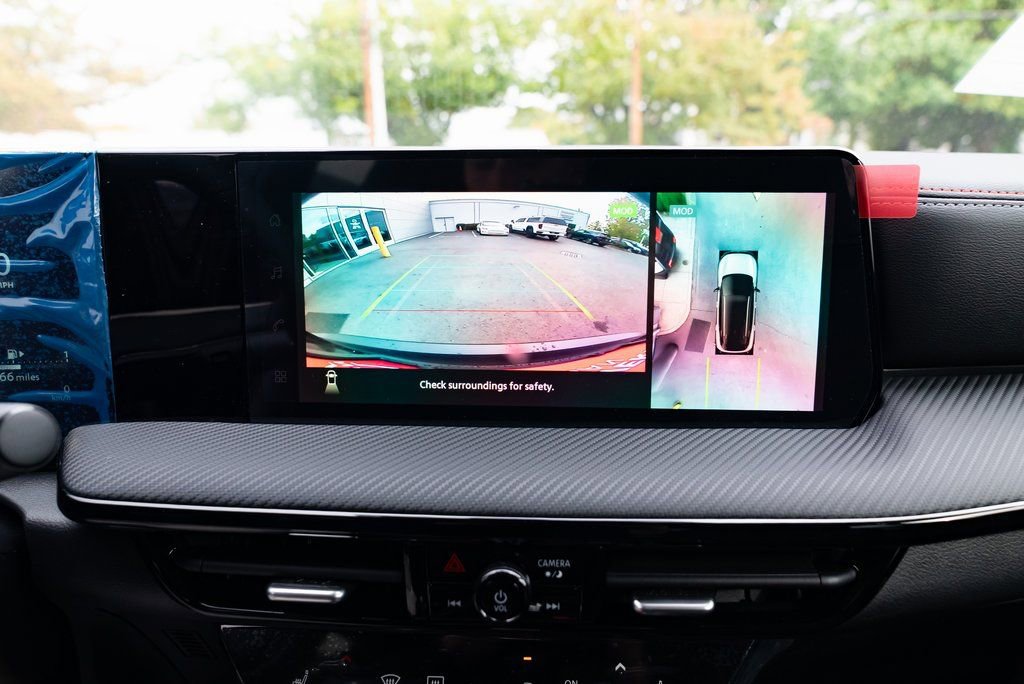 New 2026 Nissan Kicks SR w/ Cold Weather Package image 15