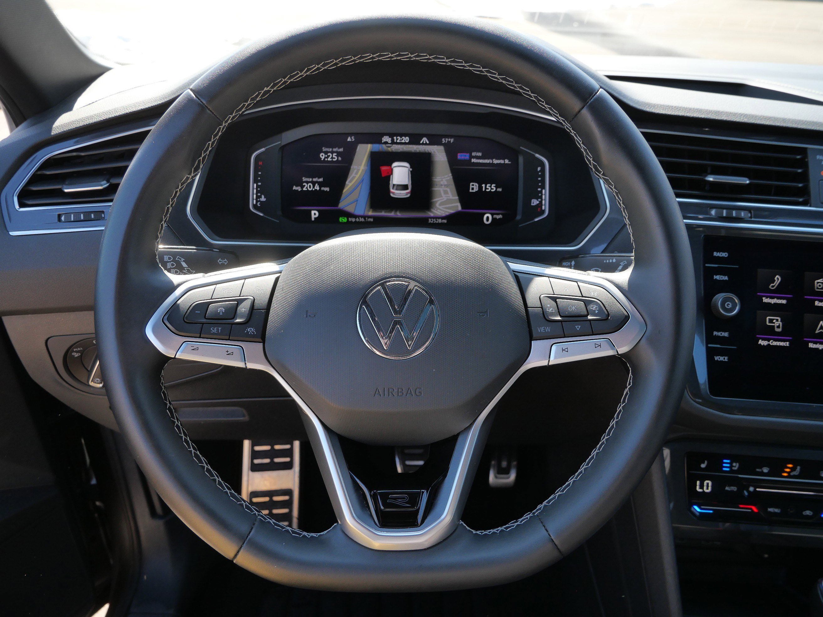 Used 2023 Volkswagen Tiguan SEL R-Line image 26