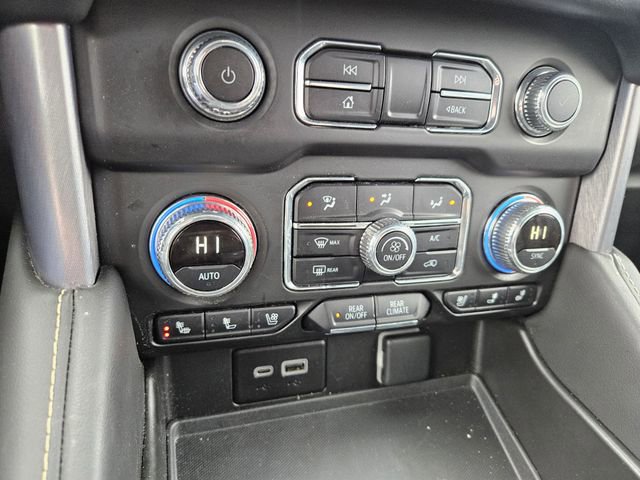 Used 2024 GMC Yukon XL SLT image 15