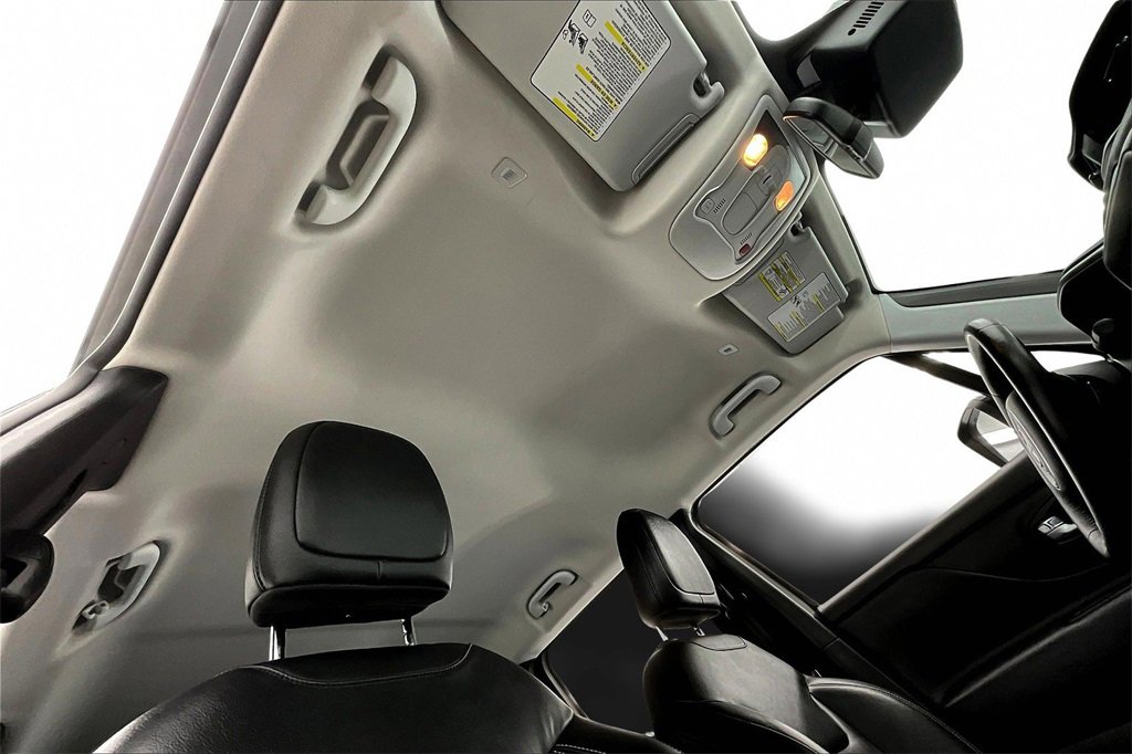 Used 2022 Jeep Renegade Limited image 22